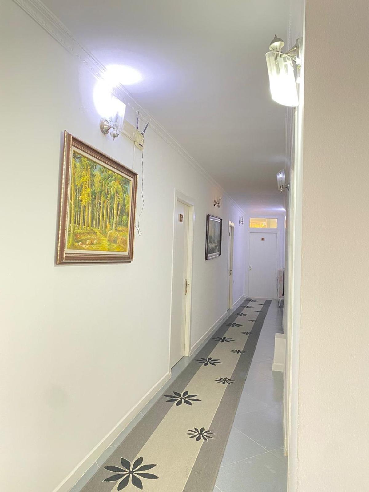 Hotel Pasarela Berat Exterior foto